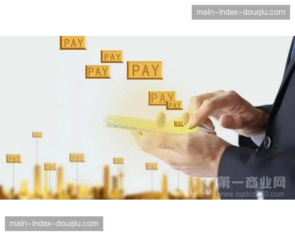 “专家圆桌：高位逼抢的盛行，是否反而催生了更高效的反击？”