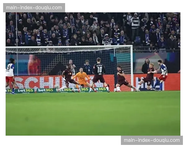 斯图加特主场迎战莱比锡，两队为下赛季欧冠资格展开直接对话